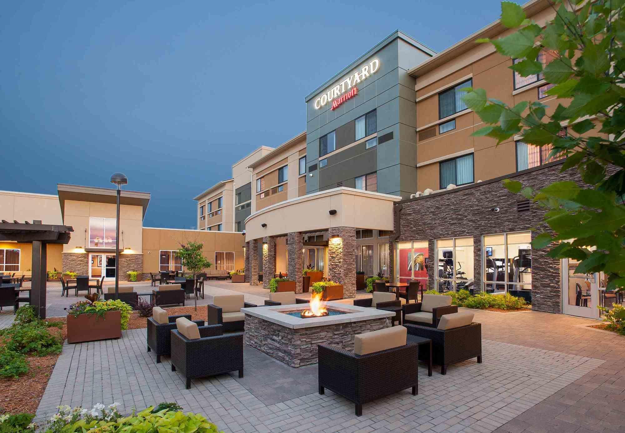 Courtyard Mankato Hotel & Event Center Eksteriør bilde