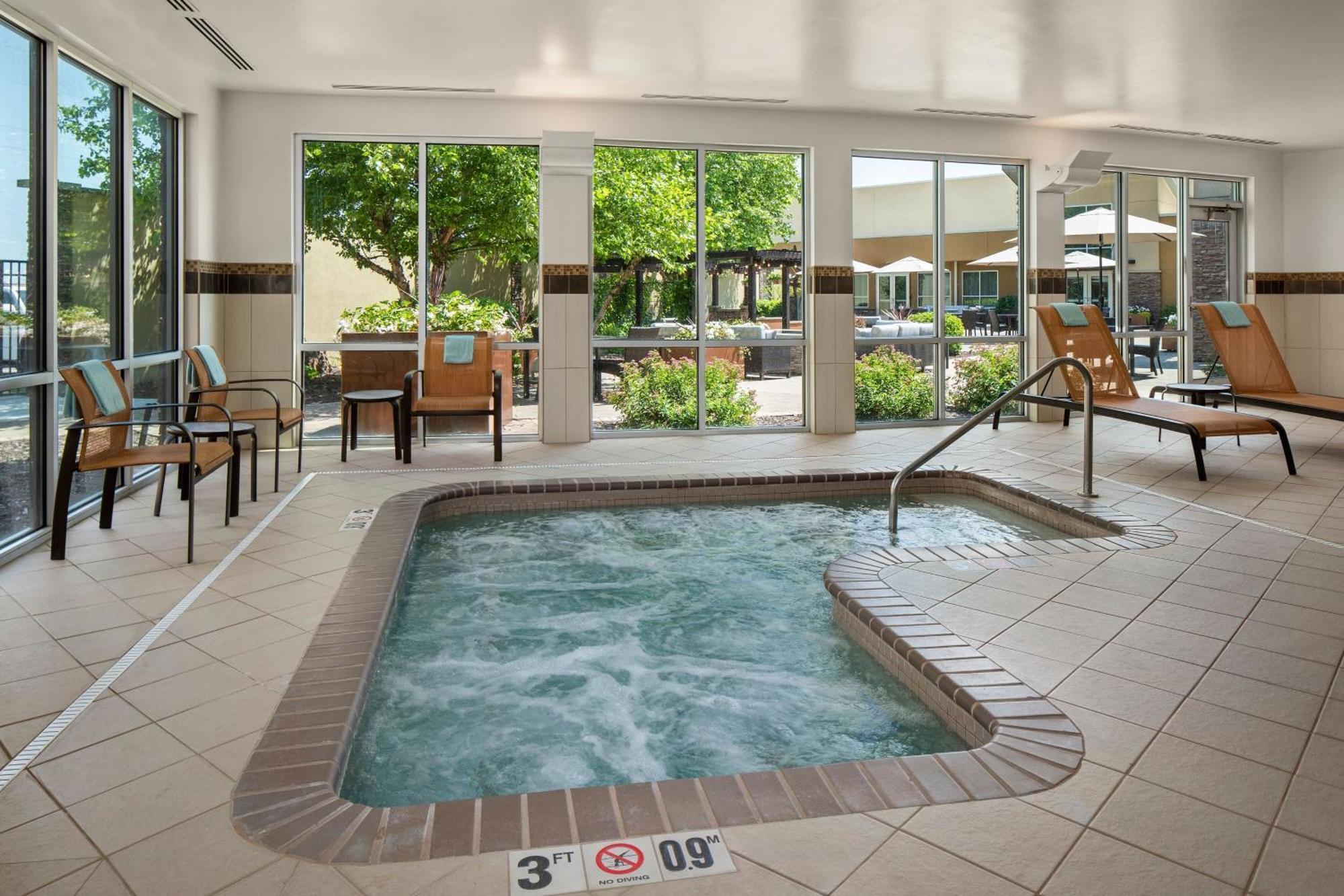 Courtyard Mankato Hotel & Event Center Eksteriør bilde