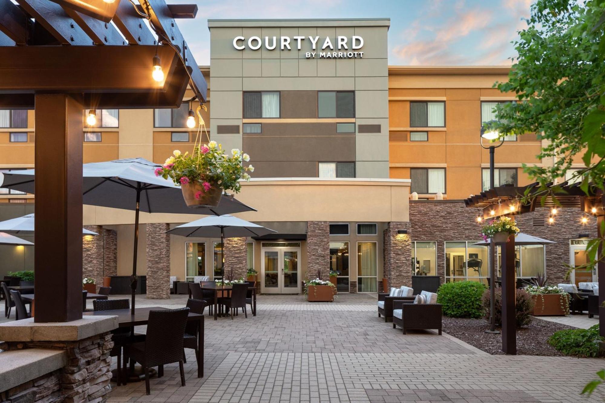 Courtyard Mankato Hotel & Event Center Eksteriør bilde